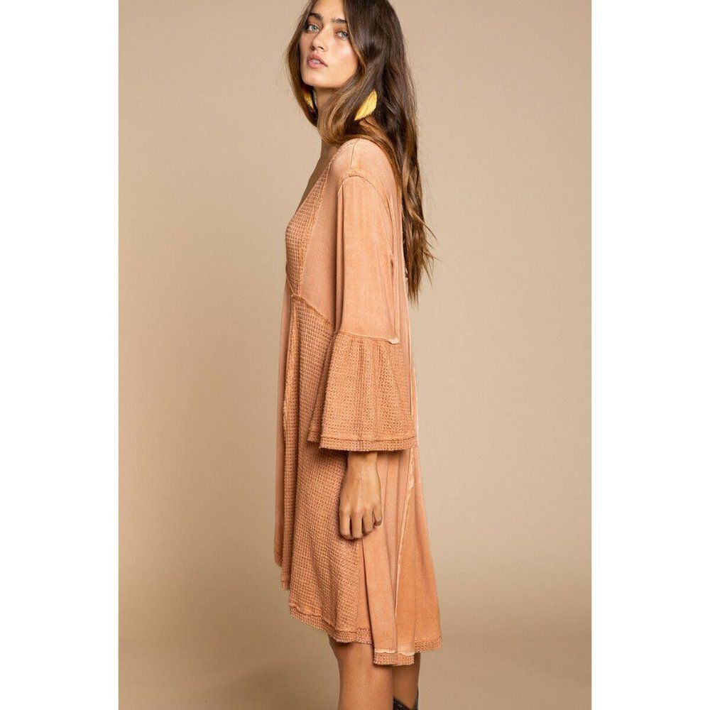 POL Clothing Red Sand V Neck Tunic Dress Summer Boho Bohemian Long Sleeve New - Picture 2 of 5